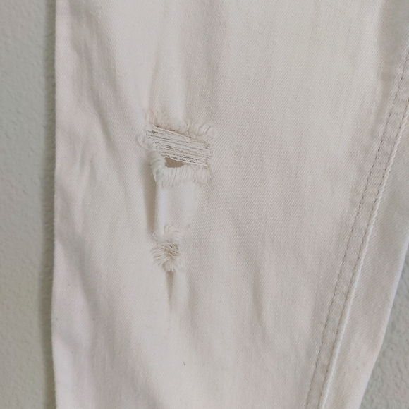 Free People high waisted fray Hem Frimge White jeans size.26 Distressed Cropped - Picture 9 of 13